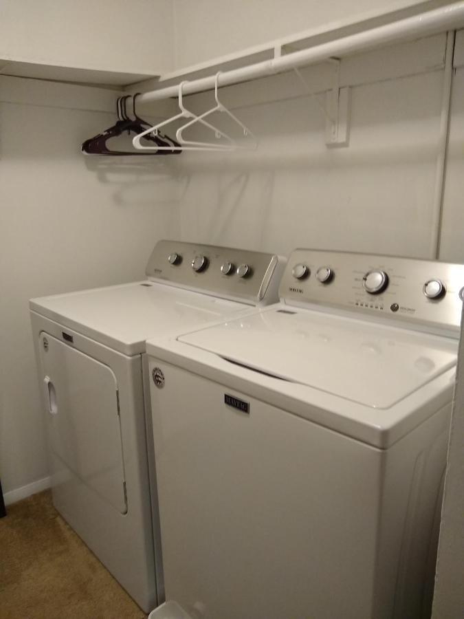 Desirable Condo In Central Raleigh Eksteriør billede