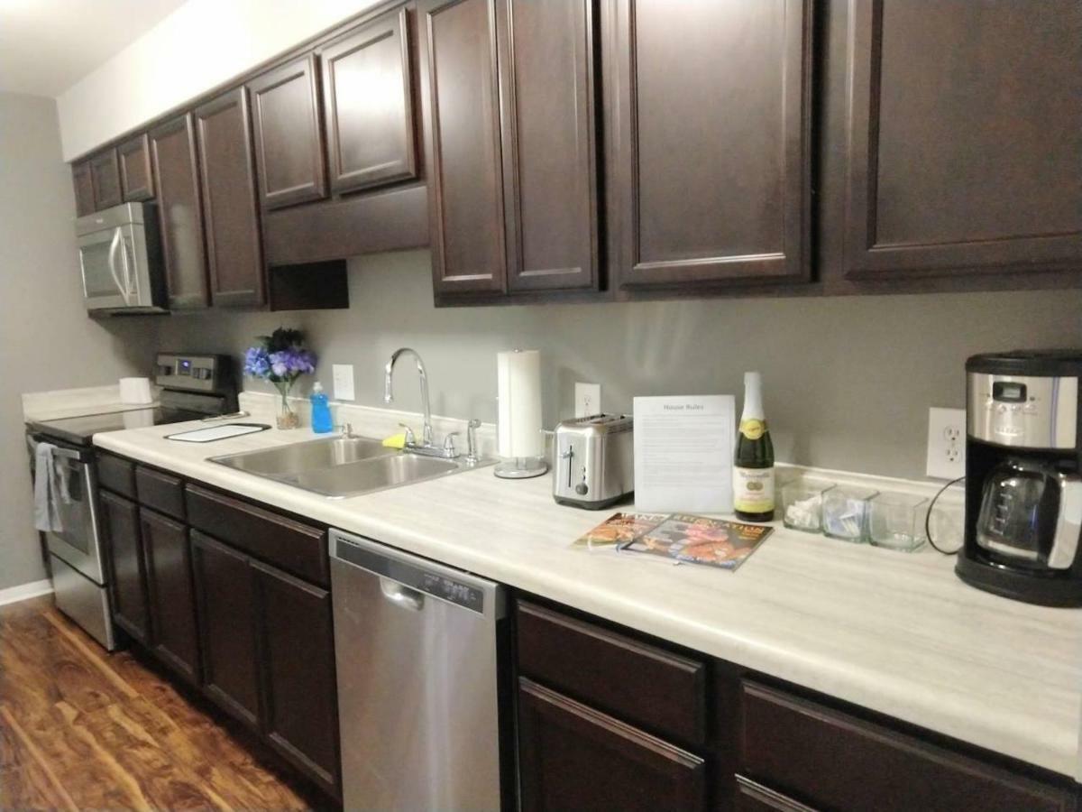Desirable Condo In Central Raleigh Eksteriør billede