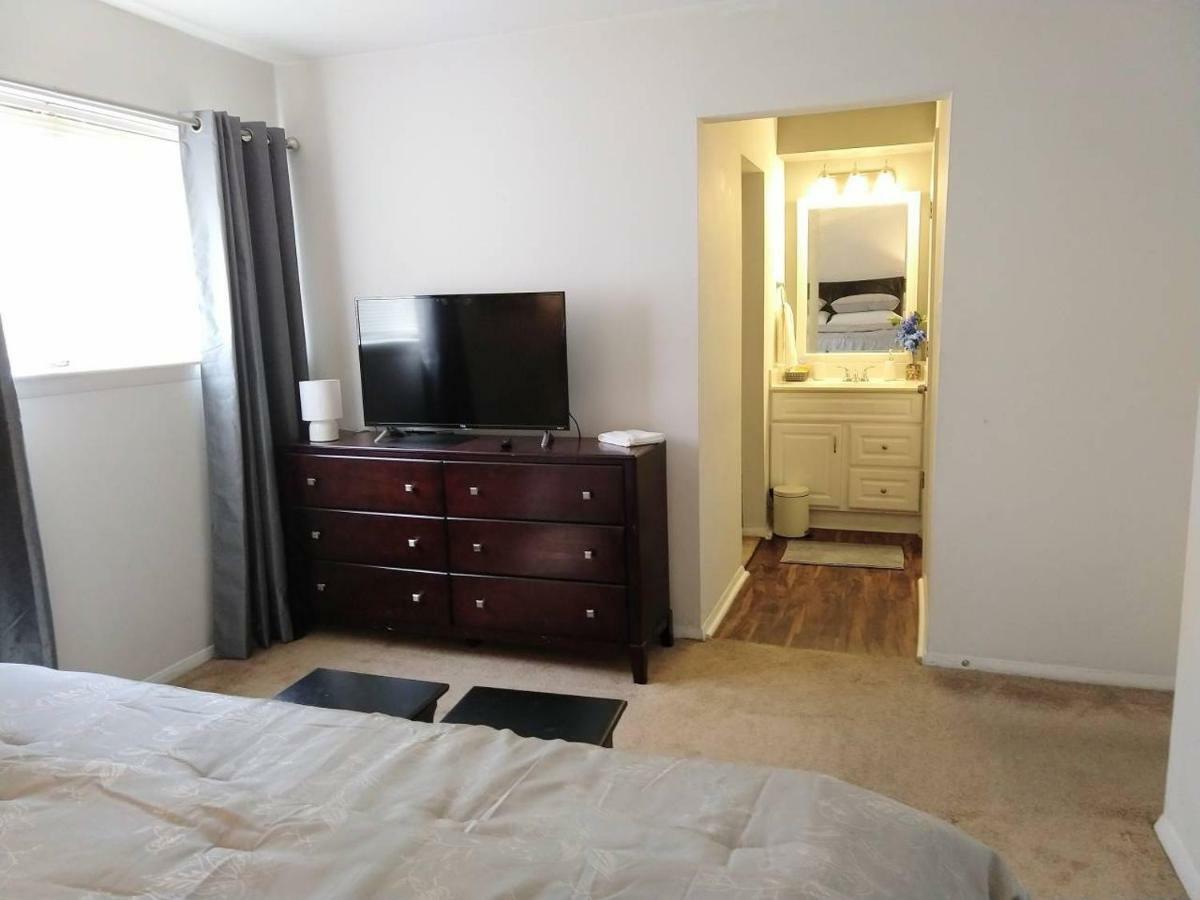 Desirable Condo In Central Raleigh Eksteriør billede
